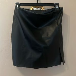 !NWT! ZARA Black Faux Leather Skort